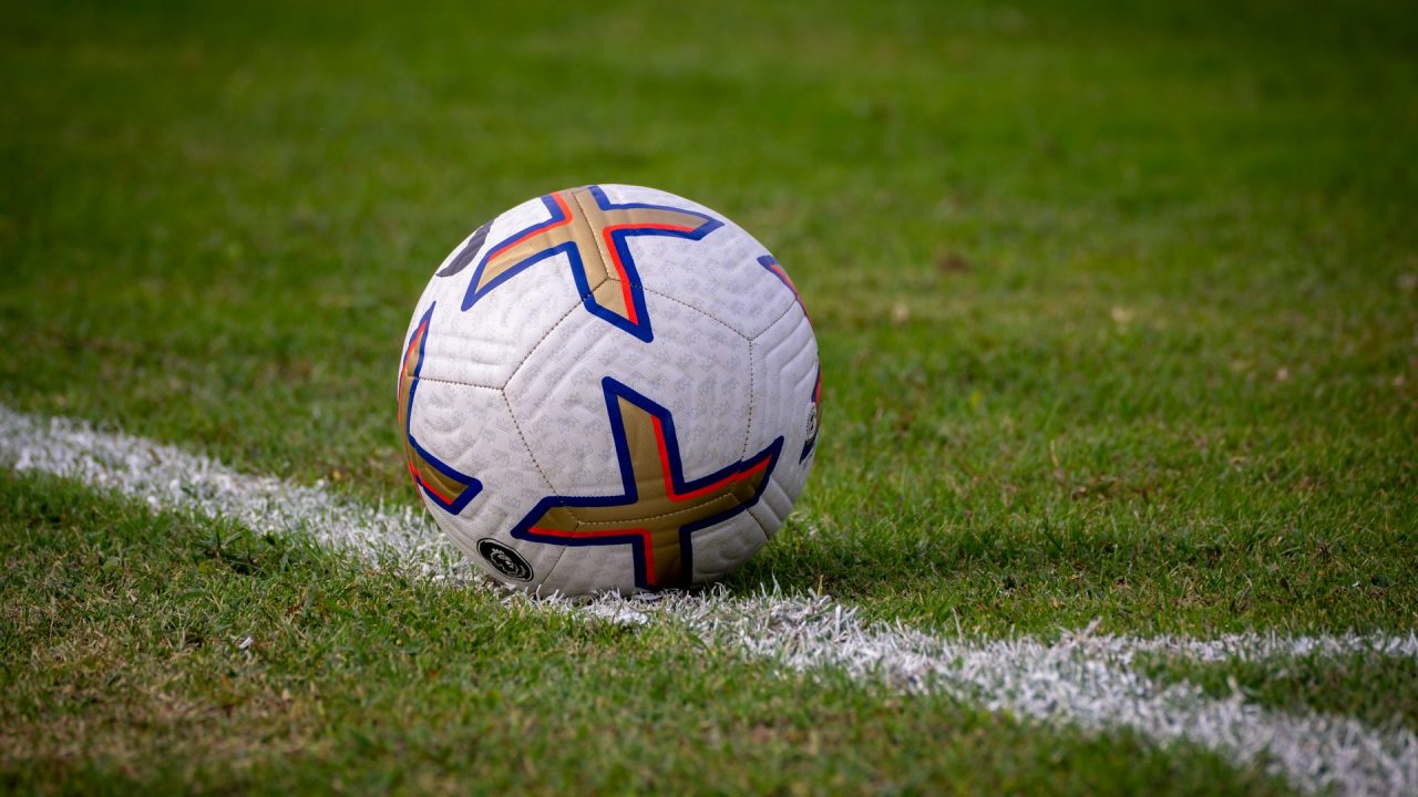 토트넘의 ‘원톱 손흥민’ 전술에 무너진 본머스, 신성 크루피의 활약으로 반등 노린다